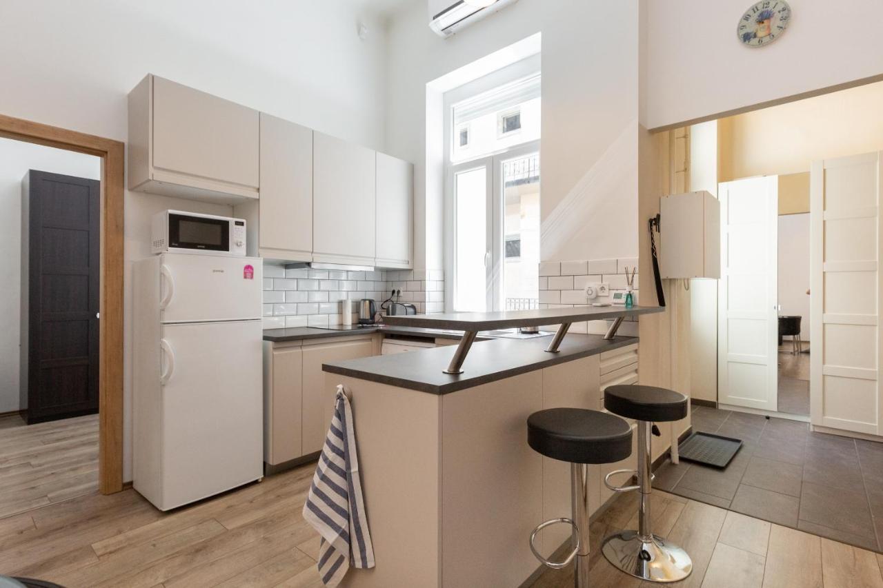 Grand At New York Café Appartement Budapest